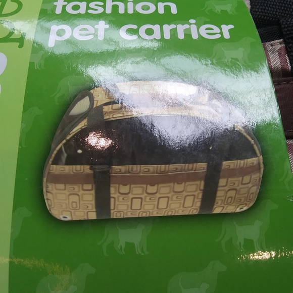 Fashion Pet Carrier - Picture 2 of 7